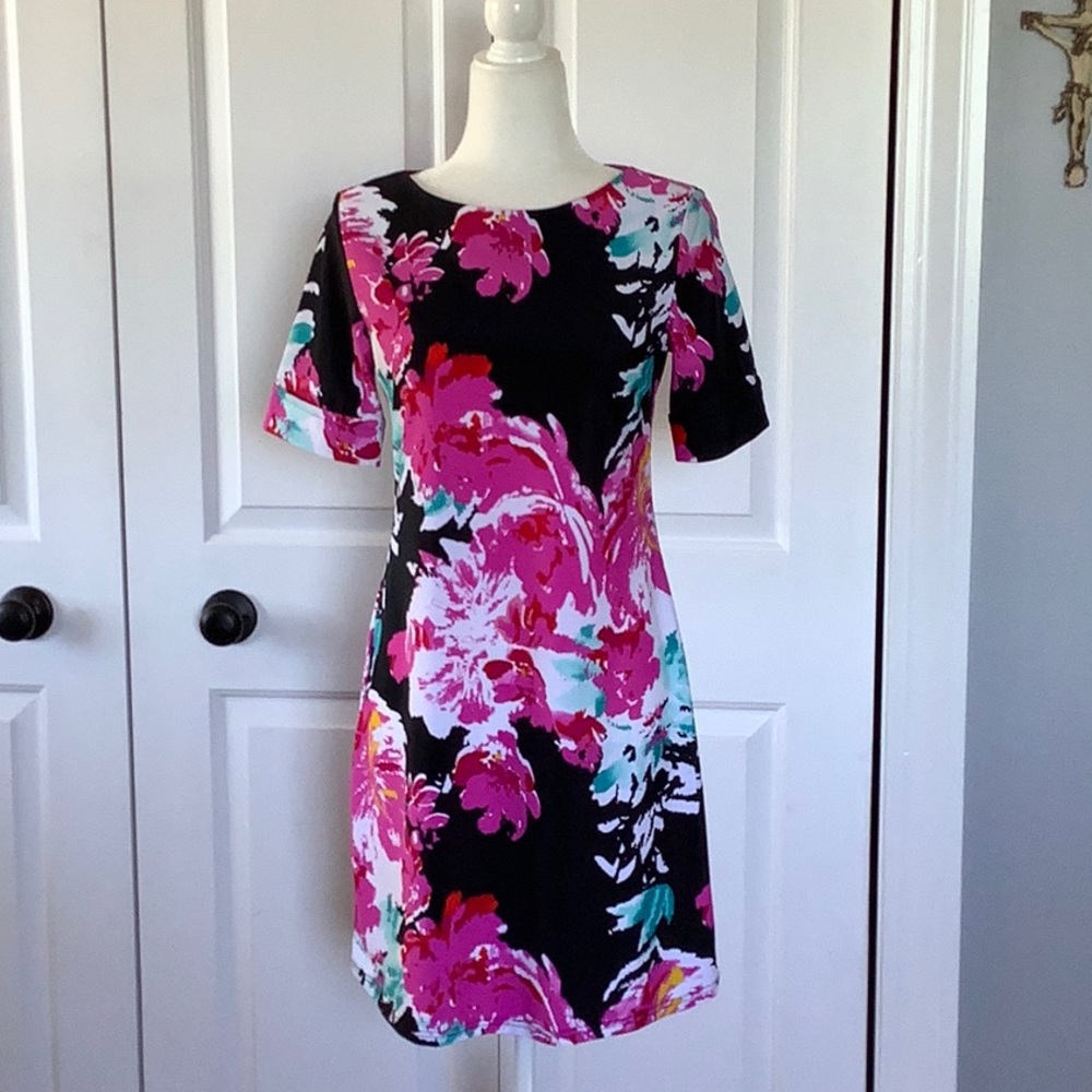 Aryeh women’s floral dress. Size S.
